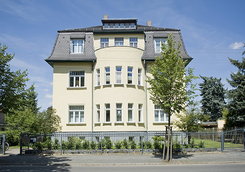 Gebäude